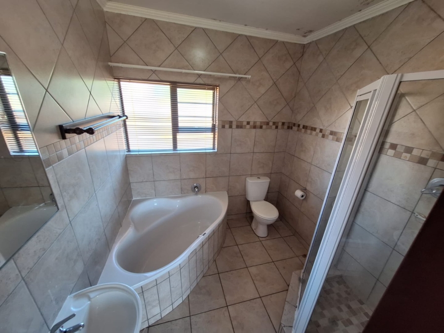 3 Bedroom Property for Sale in Shellyvale Free State